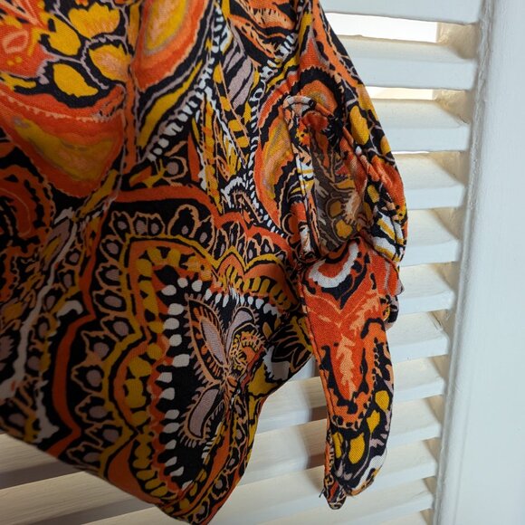 Rachel Roy Blouse 1X Orange Paisley Boho V-Neck Silky 3/4 Tie Sleeve EUC - Picture 4 of 8